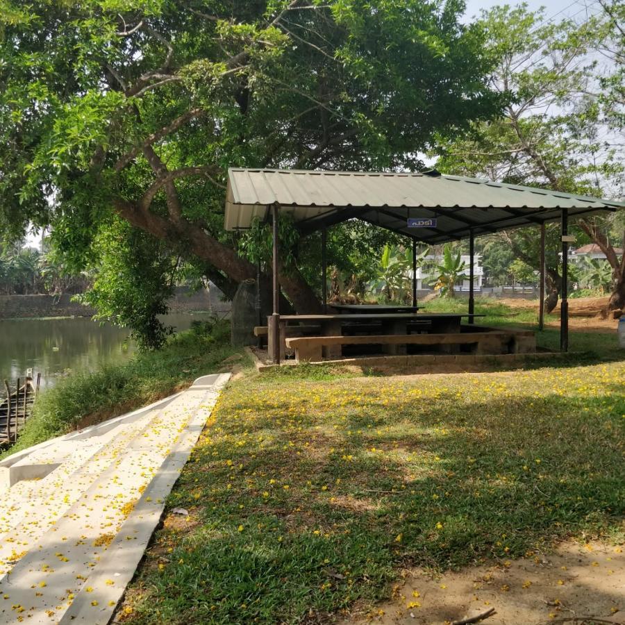 קוטאיאם Akkara Homestay & Ayurveda מראה חיצוני תמונה