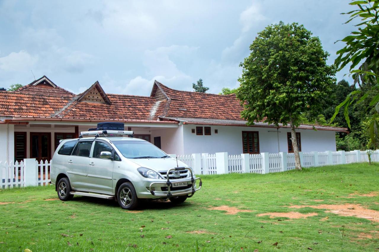 קוטאיאם Akkara Homestay & Ayurveda מראה חיצוני תמונה