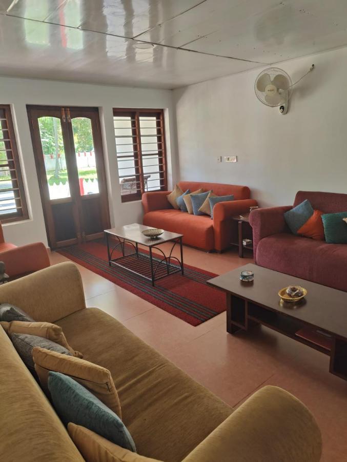 קוטאיאם Akkara Homestay & Ayurveda מראה חיצוני תמונה