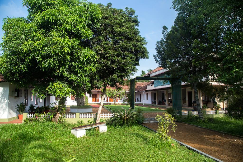קוטאיאם Akkara Homestay & Ayurveda מראה חיצוני תמונה
