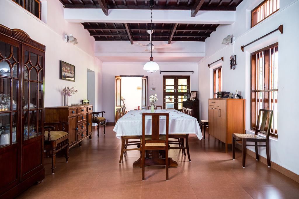 קוטאיאם Akkara Homestay & Ayurveda מראה חיצוני תמונה